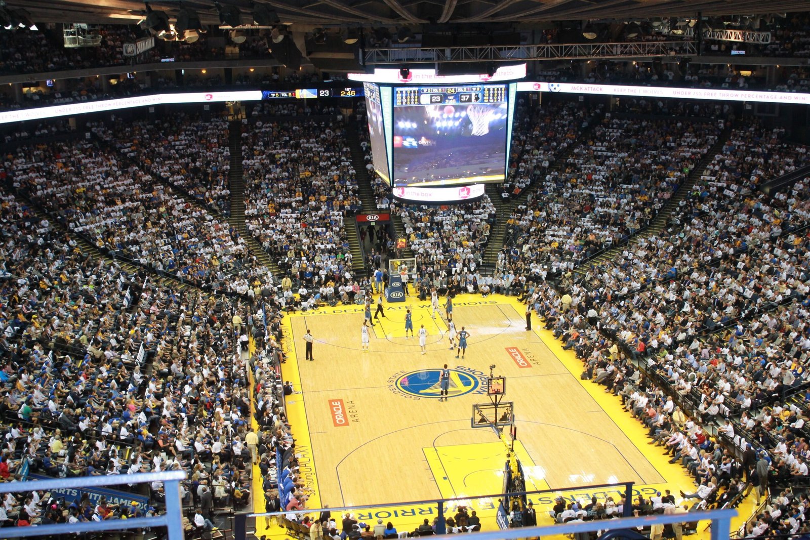 Former Warriors Star Aims to Win More Titles in New NBA Home